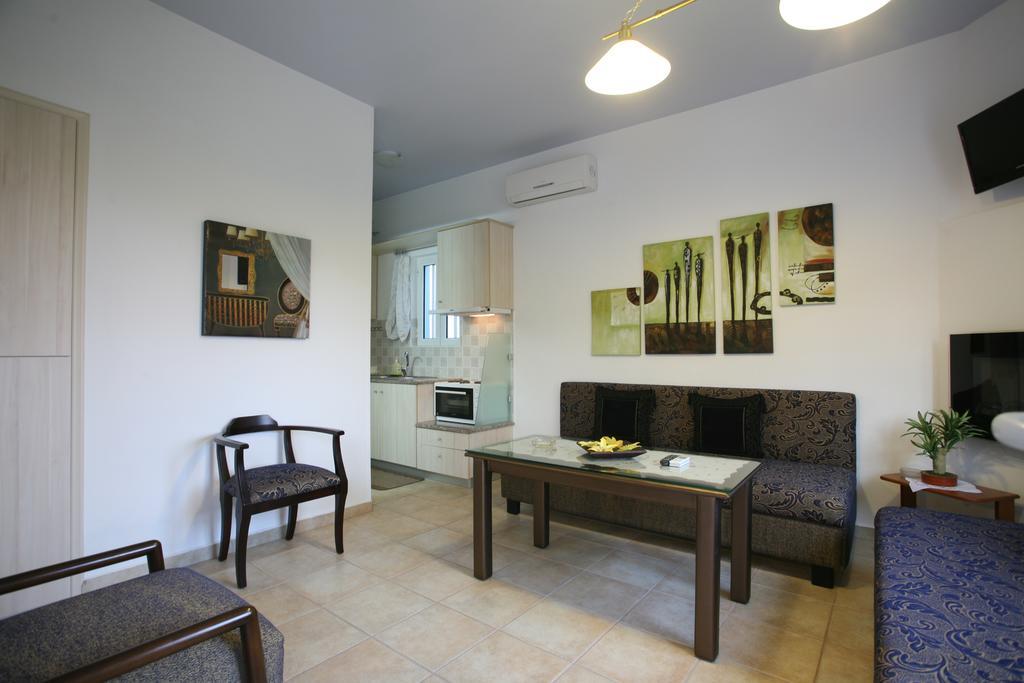 Aigli Apartments Nea Anchialos Exterior foto